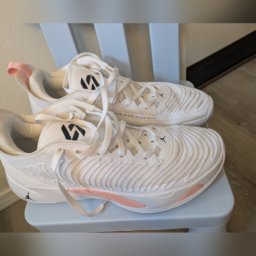 Jordan Luka 1 white pink classic